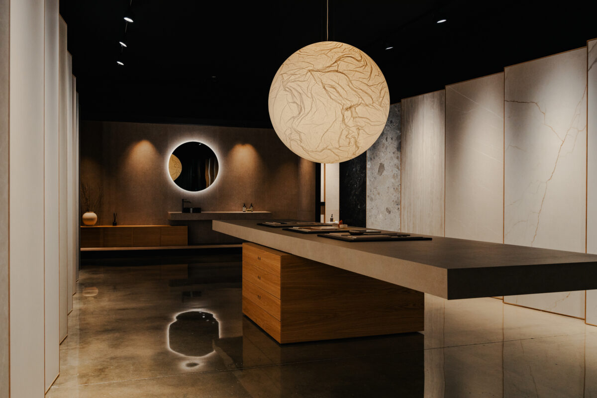 Mobilier d'exposition carrelage Insca